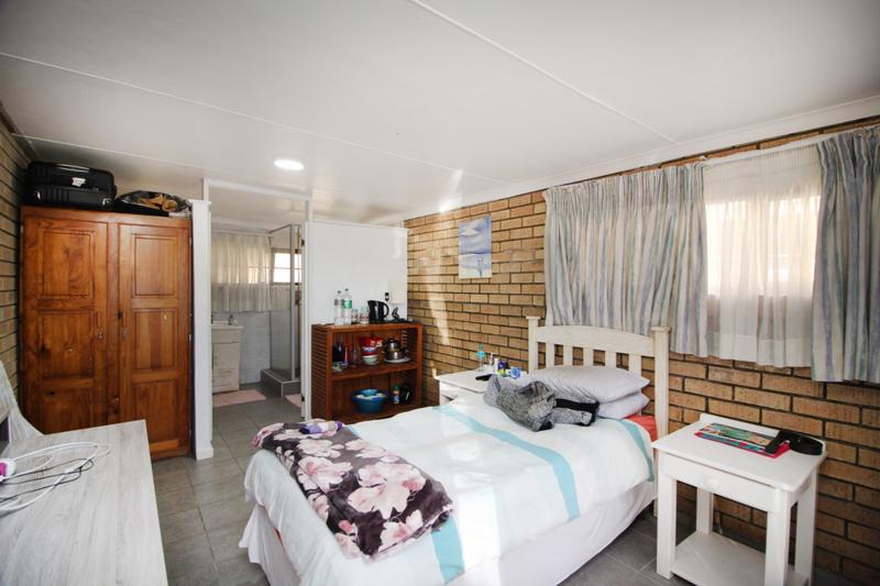 3 Bedroom Property for Sale in Hersham Western Cape